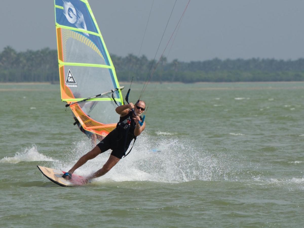 De Silva Wind Resort Kalpitiya - Kitesurfing School Sri Lanka 외부 사진